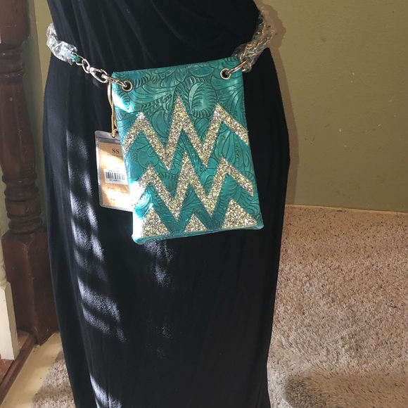 Crossbody Purse - Picture 2 of 2